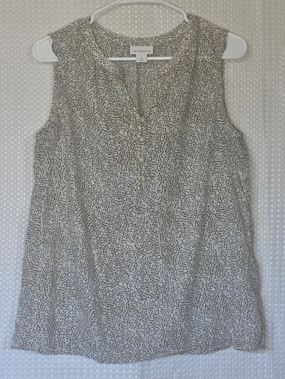 Liz Claiborne Sleeveless Blouse M Neutral Print Flowy Top Work Casual Chic - Picture 6 of 10